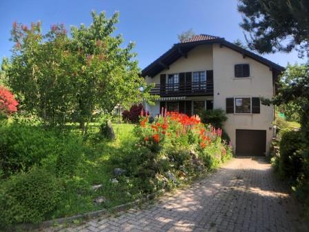 VERS-CHEZ-LES-BLANC une villa individuelle sur une jolie parcelle
